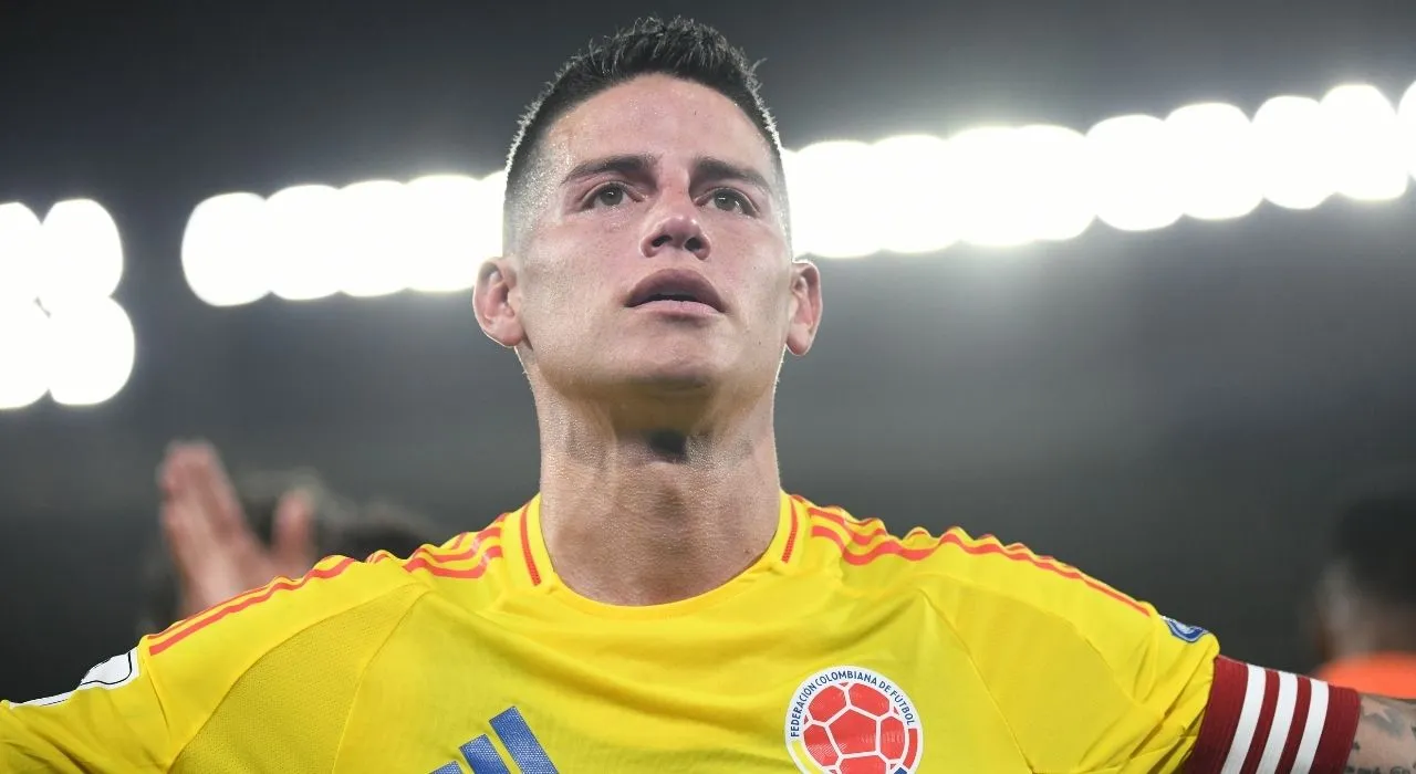 James 117 partidos oficiales y 30 goles con la Selección Colombia.